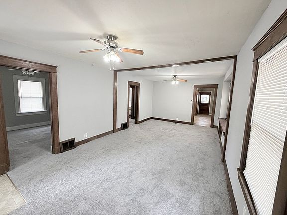 2nd image of 1217 N Spring St