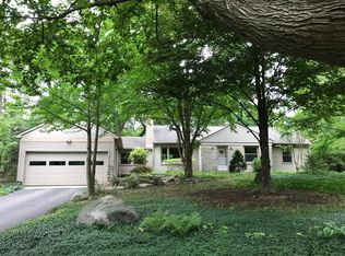2206 Navarre Cir, Ann Arbor, MI