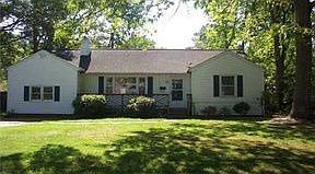 1st image of 302 Mistletoe Dr