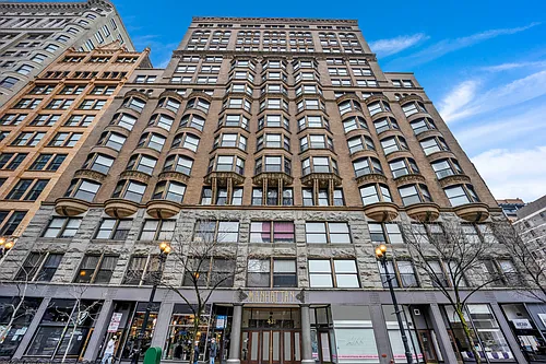 431 S Dearborn St #801 Photo 1