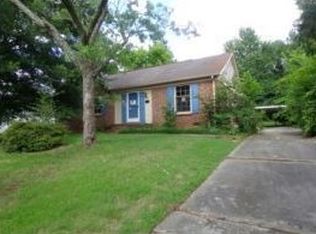 321 Doggett Dr, Graham, NC 27253