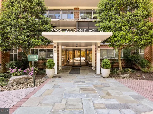 3900 Watson Pl NW #A-8b, Washington, DC 20016