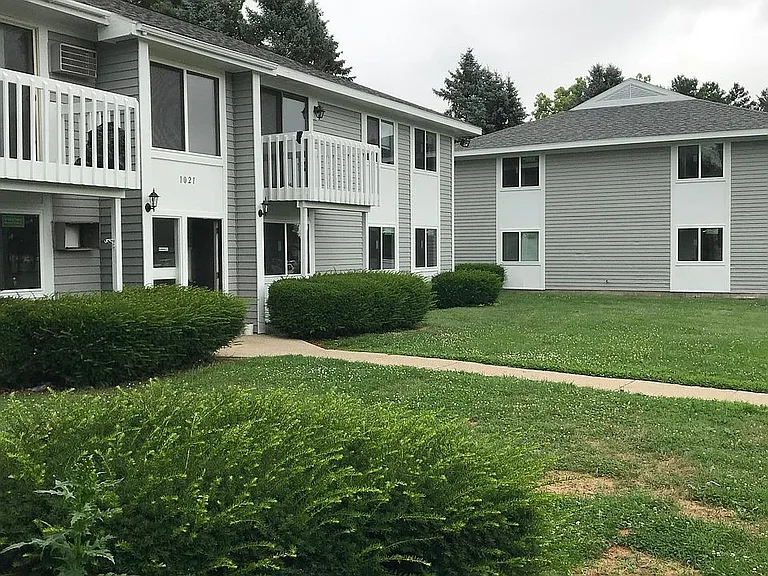 Vista Pointe — Photo 1