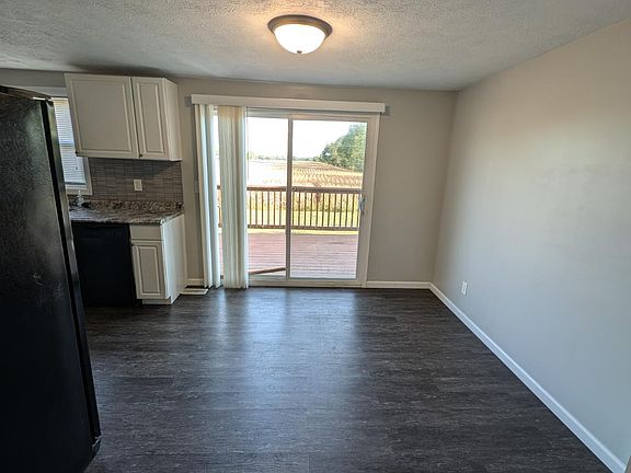 4th image of 804 Nordhoff Farm Dr