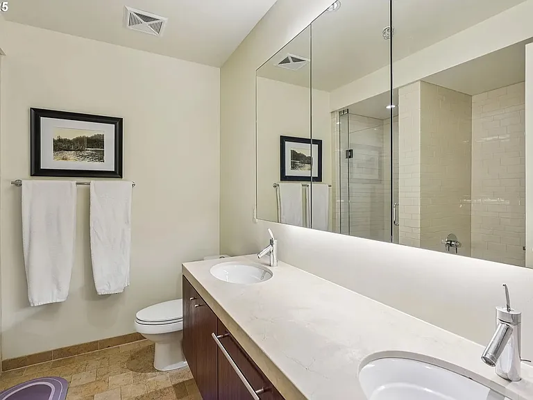 841 SW Gaines St #1400 — Photo 17