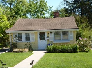 110 Longport Rd, Parsippany, NJ 07054