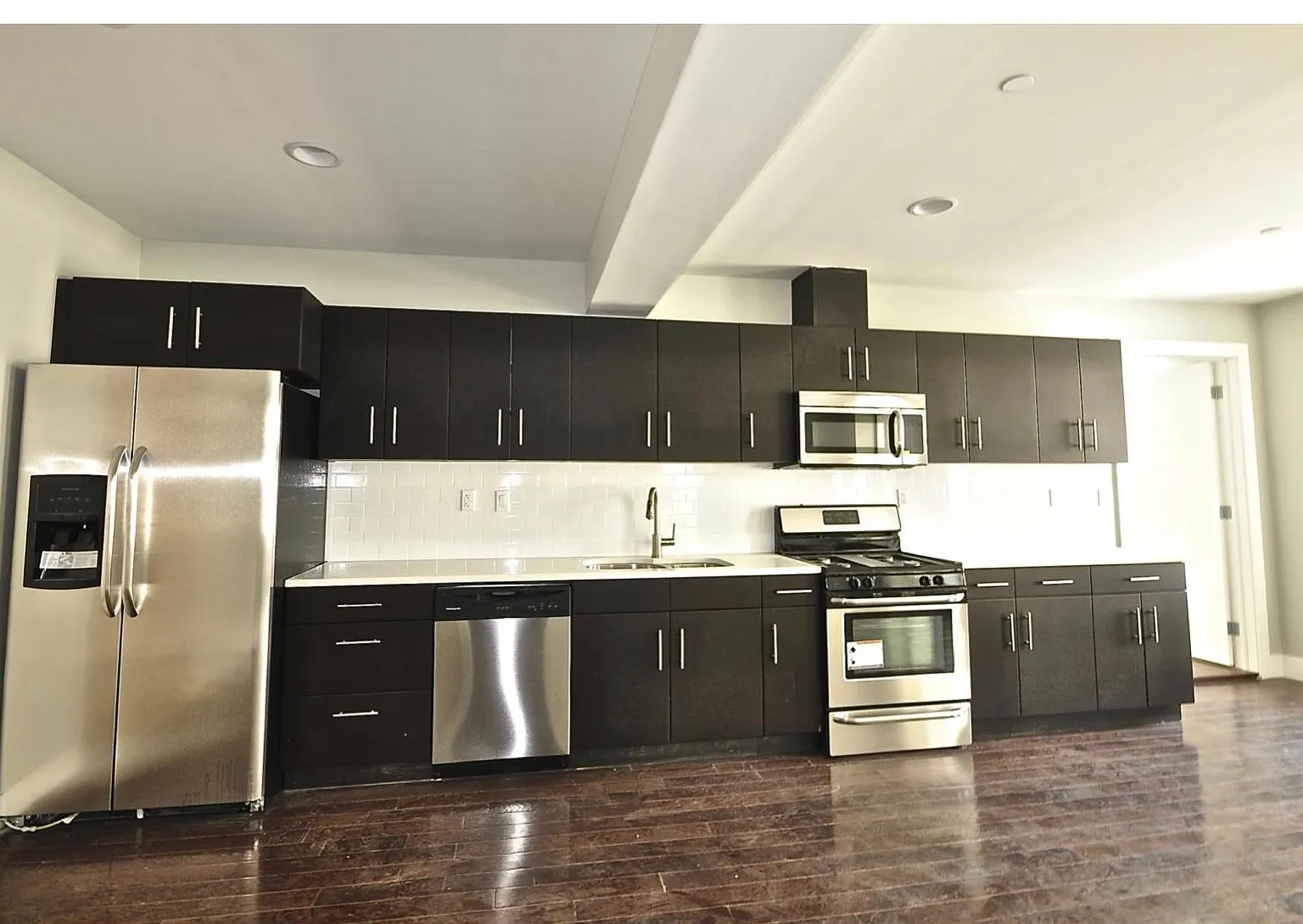 87 Beaver St — Photo 3
