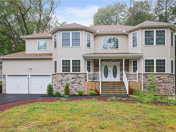 2nd image of 2150 Pine Valley Dr