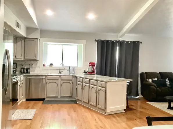 2311 Villanova St, Arlington, TX 76018