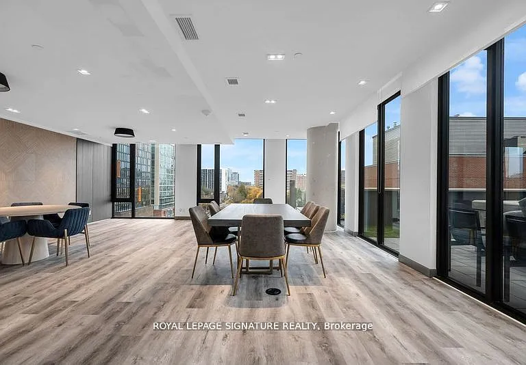 47 Mutual St #506 — Photo 31