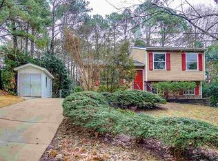 2404 Cavalier St, Raleigh, NC 27603
