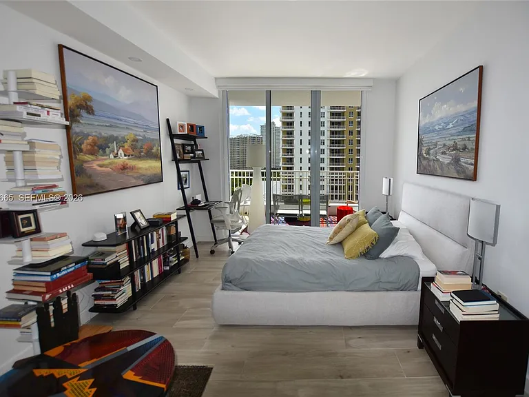 801 Brickell Key Blvd #1209 — Photo 15