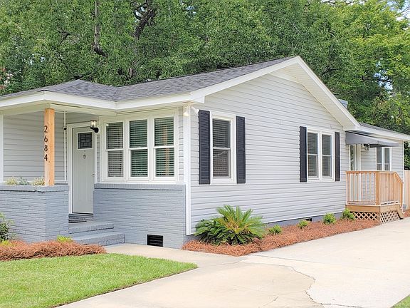 4th image of 2684 Orchid Ave