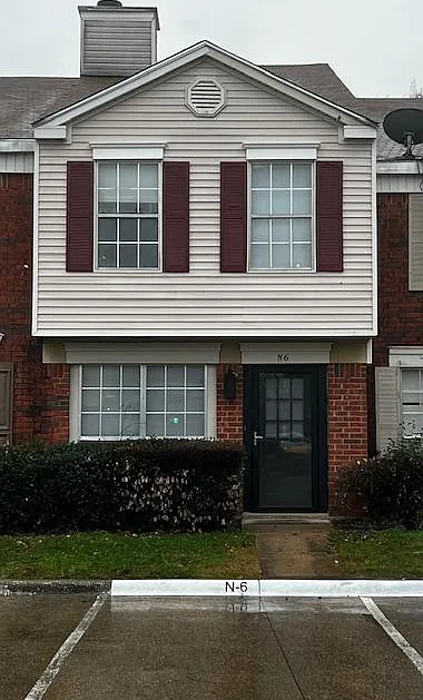 2 bed, 2.5 bath, 1130 sqft, $1,250 — Photo 1