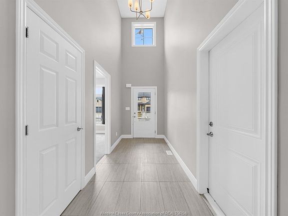 5th image of 602 Hacket Rd