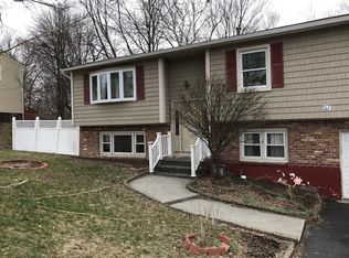 97 Vails Gate Heights Dr, New Windsor, NY 12553