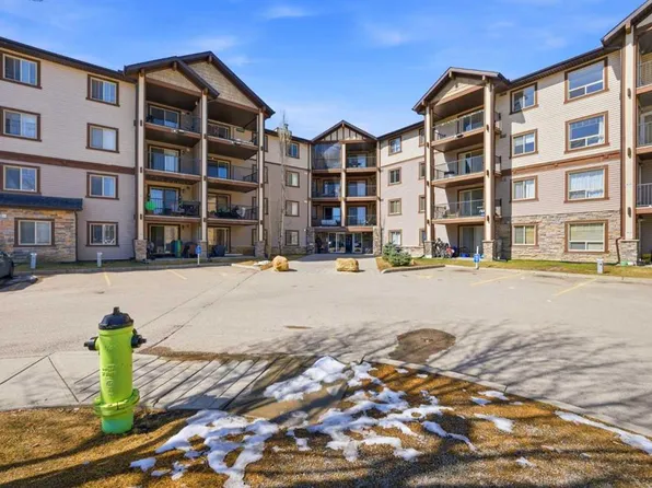 60 N Panatella St NW #4102, Calgary, AB T3K 0M1