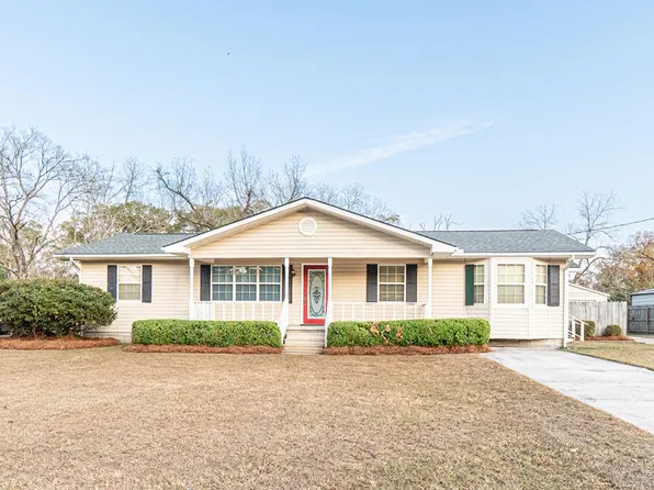 208 Radney St, Columbia, AL 36319