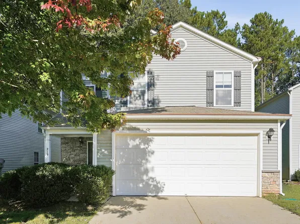213 Brookhaven Dr, Clayton, NC 27527