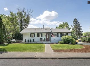 2417 W Houston Ave, Spokane, WA 99208