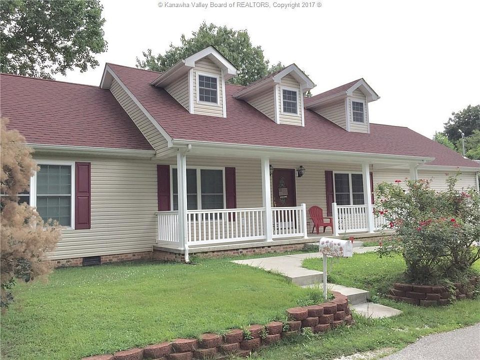 1st image of 2262 Oakridge Dr