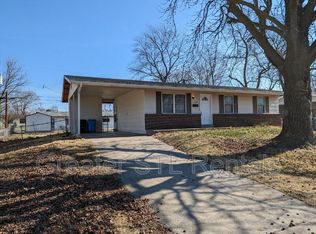 1335 Mullanphy Rd, Florissant, MO 63031