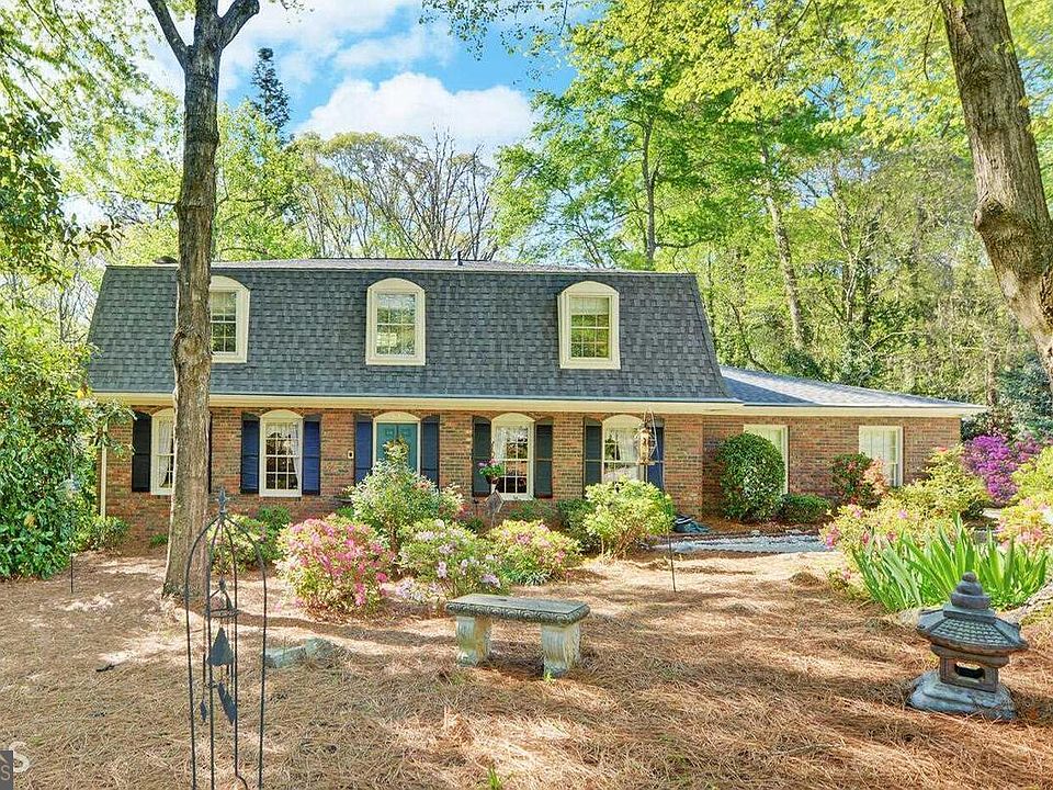 1st image of 84 Oak Creek Cir