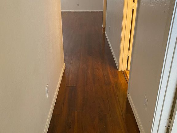 2nd image of 514 E Dragon Springs Dr