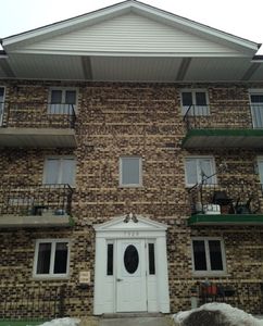 7520 W 111th St APT 1C, Worth, IL, 60482