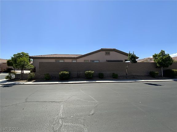 5th image of 5492 Villa Paola Ct