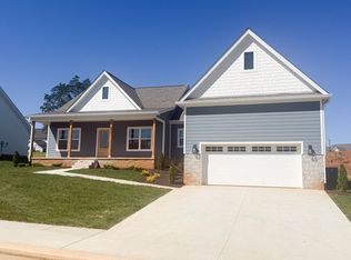 513 Cottage Way, Cookeville, TN 38506