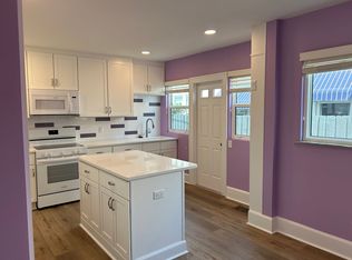 146 19th Ave NE, Saint Petersburg, FL 33704