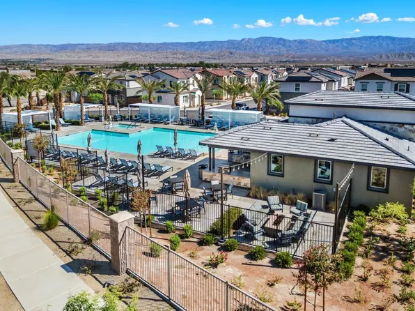 41138 Harvey Mudd Dr, Palm Desert, CA 92211