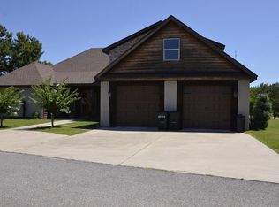 4 Lynn Ln, Ellisville, MS 39437