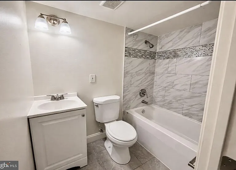 1224 Winston Ave — Photo 24