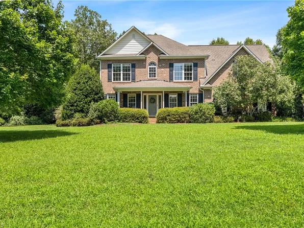 7116 Ellison Rd, Stokesdale, NC 27357