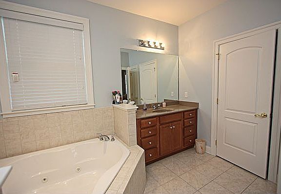 5th image of 36468 Wild Rose Cir