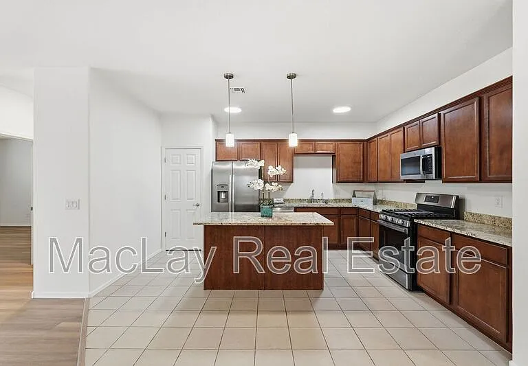 3173 N Excursion Ln — Photo 2