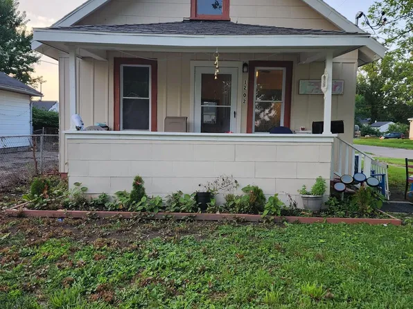 1202 Vermilya Ave, Flint, MI 48507