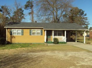 1546 Strickland Bridge Rd, Fayetteville, NC 28304