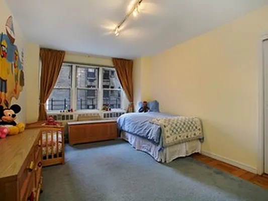 Sold by Corcoran | media 10