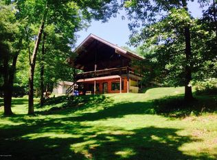 115 Edwin Ln, Stroudsburg, PA