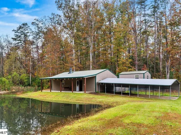 217 Country Creek Dr, Pickens, SC 29671