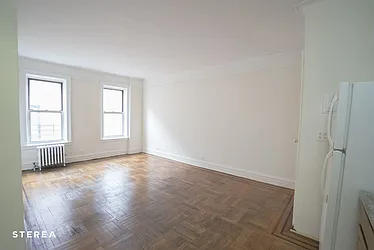 Rented by Sterea Agency