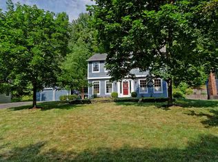 6 Upper Wedgewood Ln, Voorheesville, NY 12186