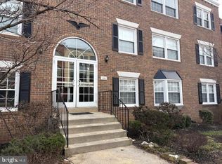 100 Church St NW #A-203, Vienna, VA
