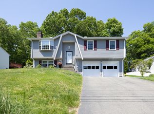 166 Stoneycrest Dr, Meriden, CT 06450