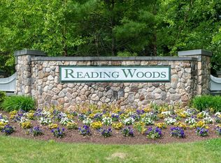 75 Augustus Ct UNIT 3007, Reading, MA 01867