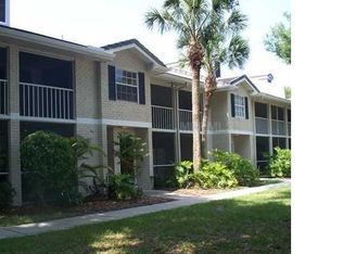 8461 Gardens Cir APT 8, Sarasota, FL 34243