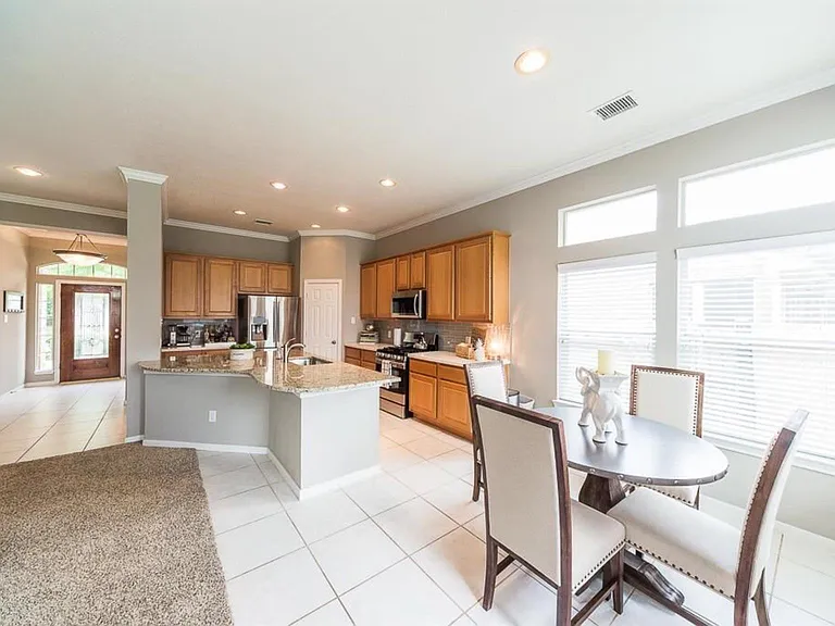 24023 Northshire Ln — Photo 9